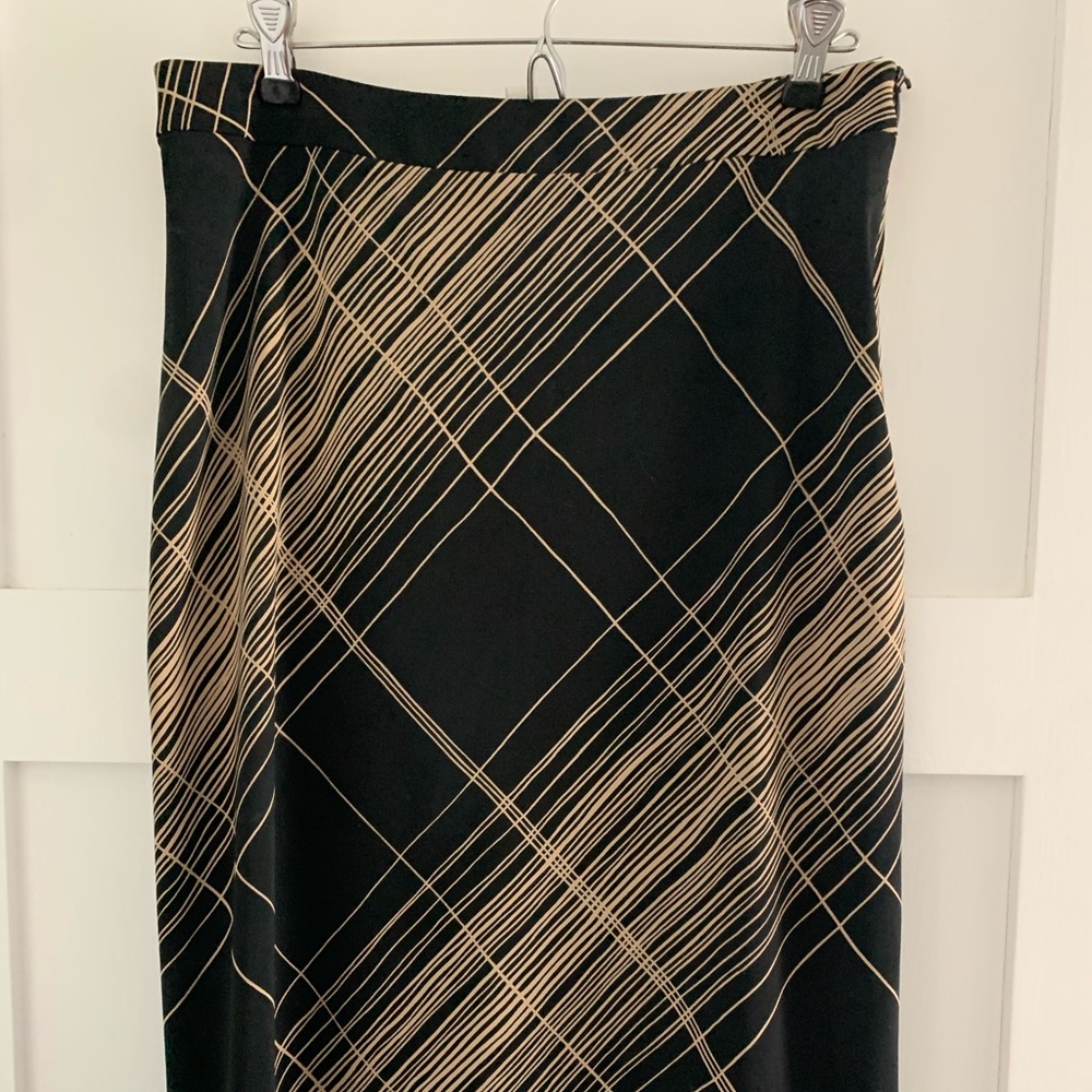 Vintage BCBG Max Azeris knee length skirt, 10